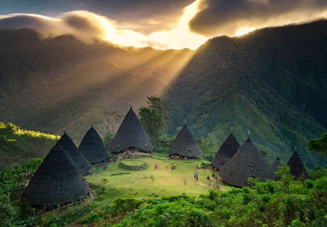 Paket Wisata 3 Hari 2 Malam (C)